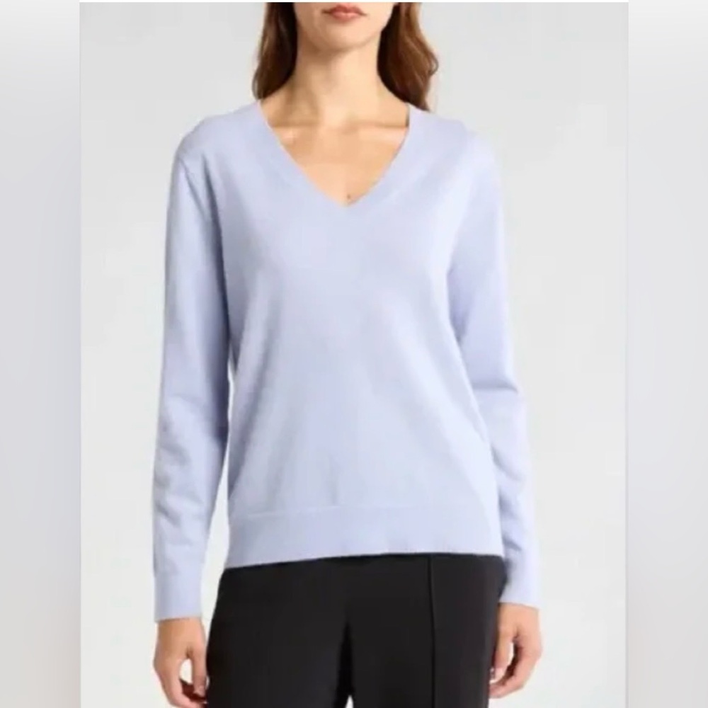 Vince Cashmere Weekend V-neck Sweater, Sky Graphite, M, NWT